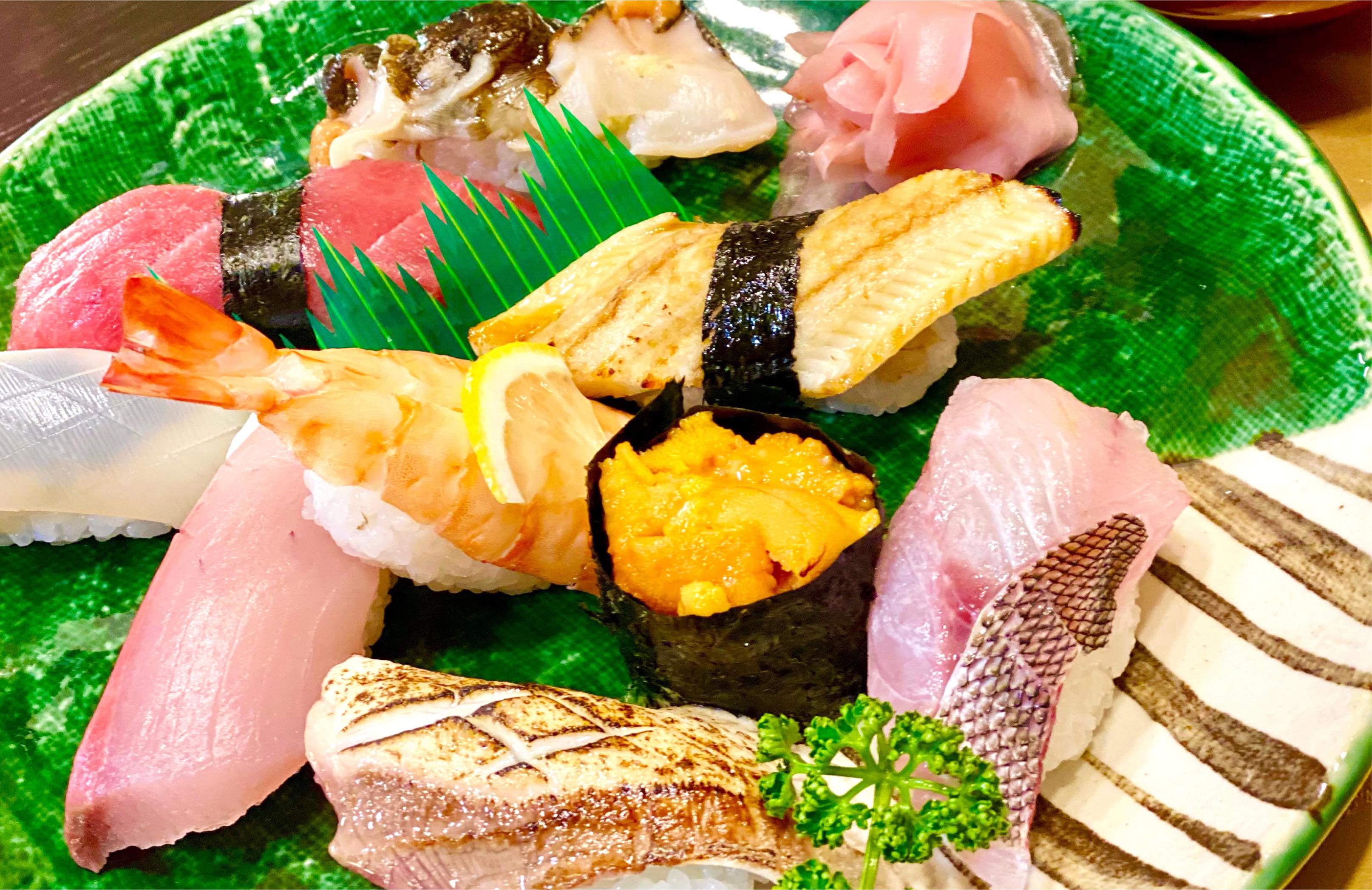三益寿司でランチ