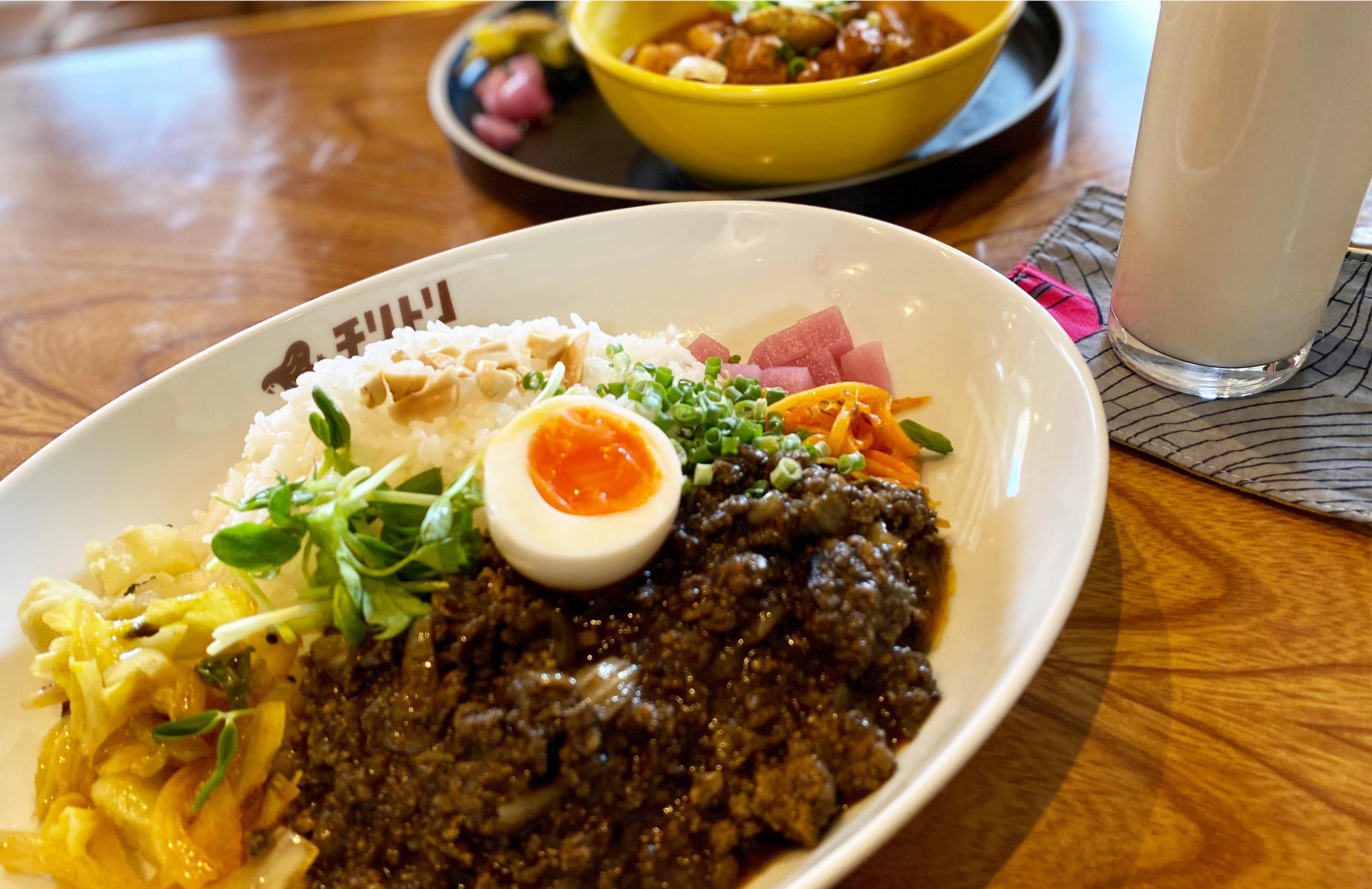 チリトリ自由食堂でランチ