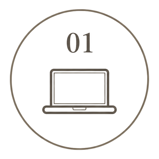 STEP 01 公式サイトから予約